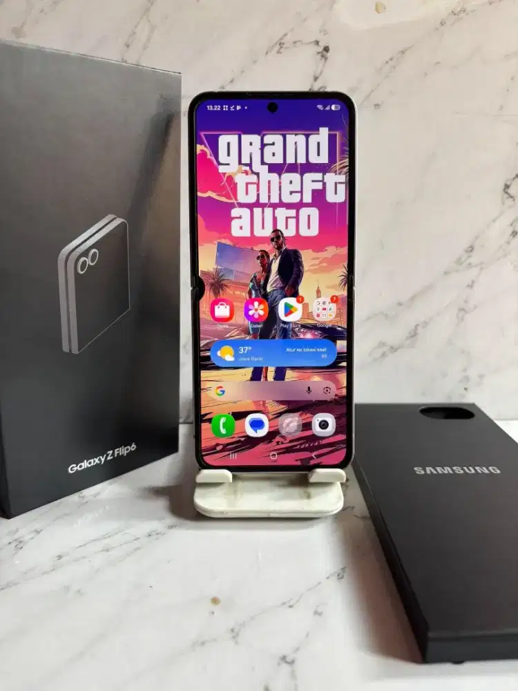 Samsung Z Flip 6 Resmi Sein Ram12/256gb Fullset Mulus Minus Dikit