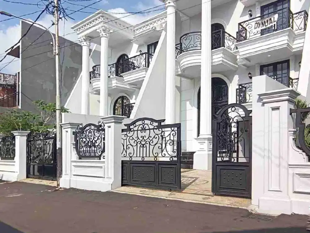 Rumah mewah dekat ragunan jakarta selatan