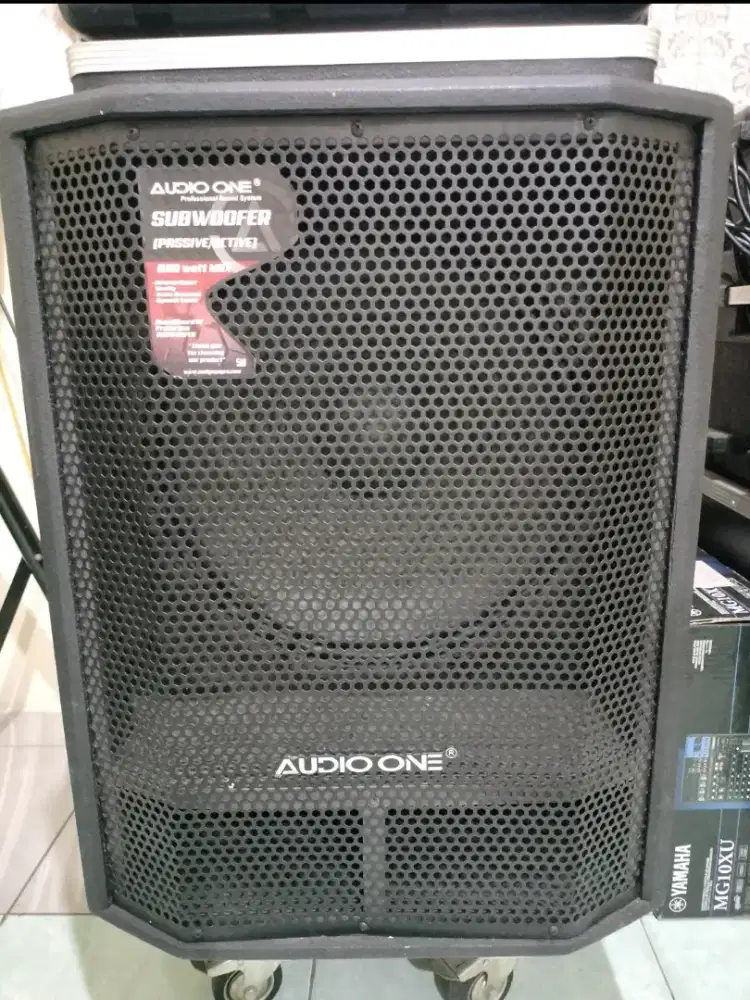 Subwoofer Aktif Audio One DJ118 800 Watt