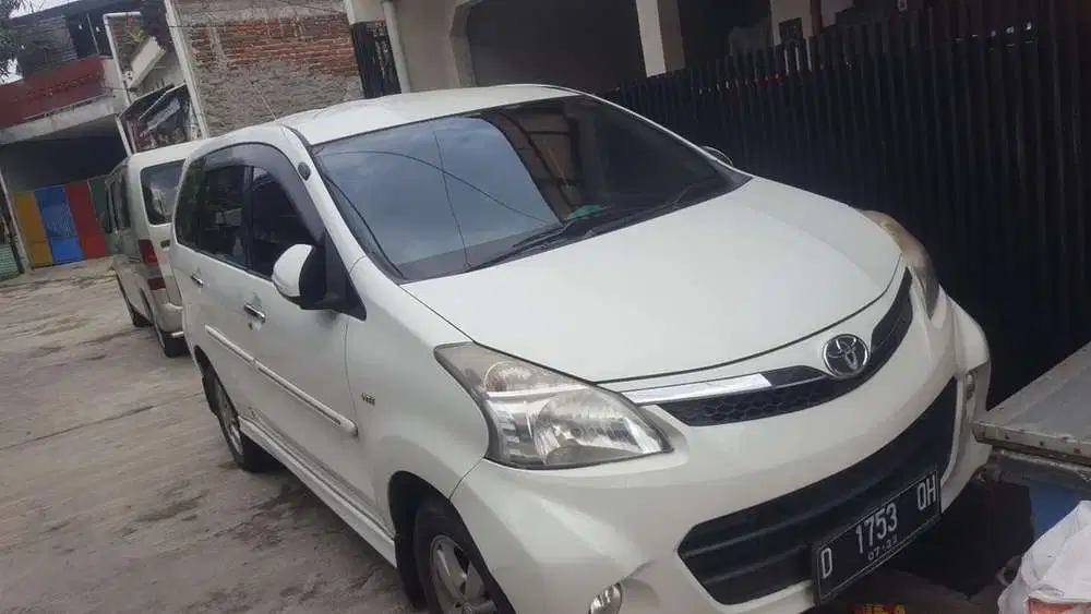 Toyota Avanza 2012 Bensin