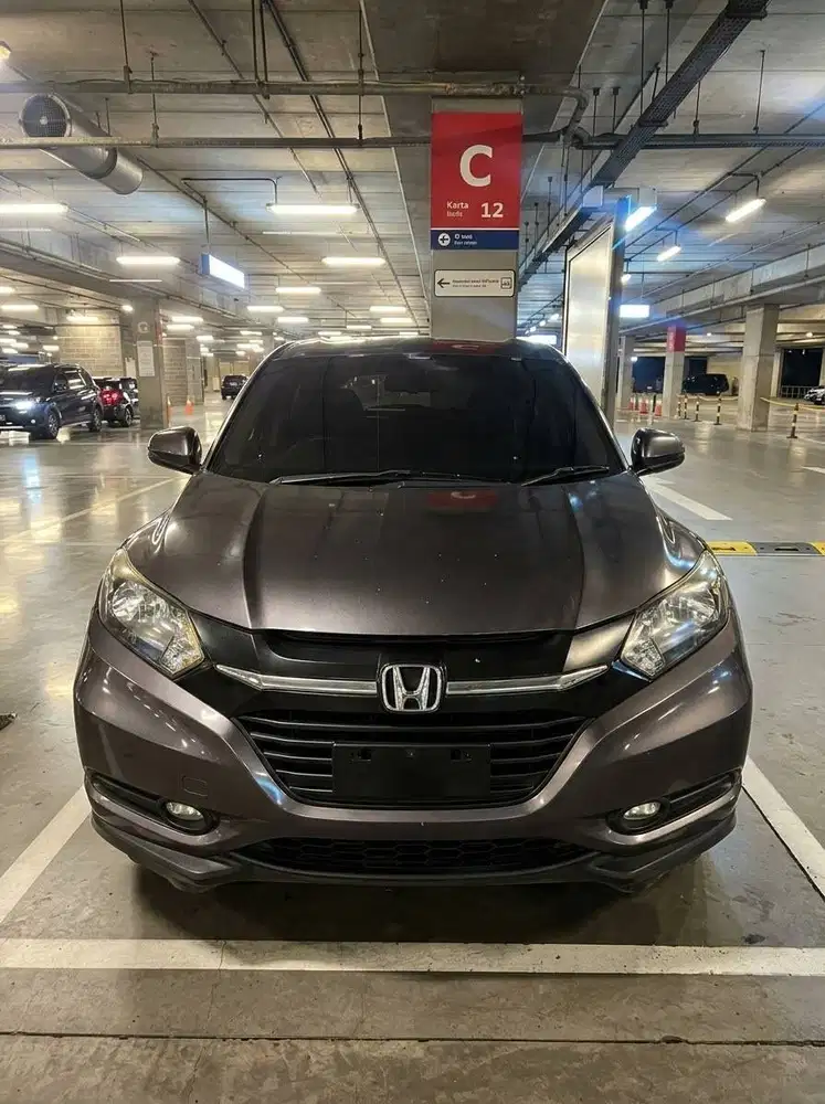 Honda HR-V E CVT Tahun 2017 Warna Abu - abu