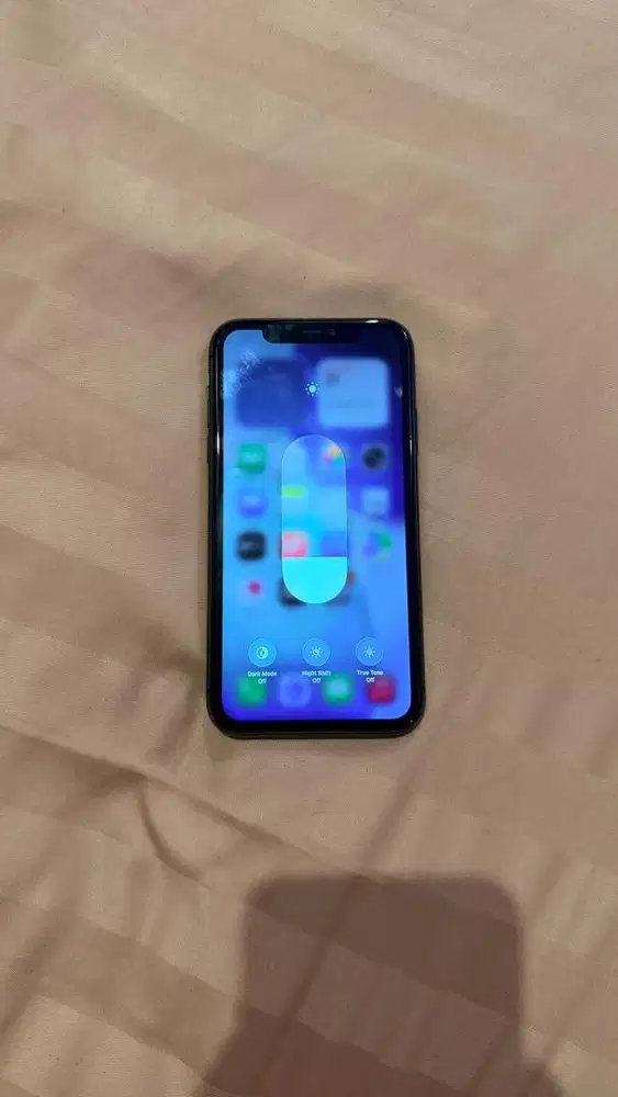 Iphone 11 Black 128GB Terdaftar Hp dan charger