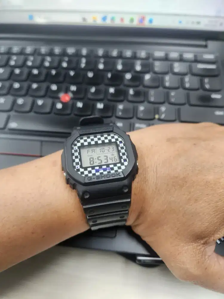Gshock DW5600 trasher rare limited JDM