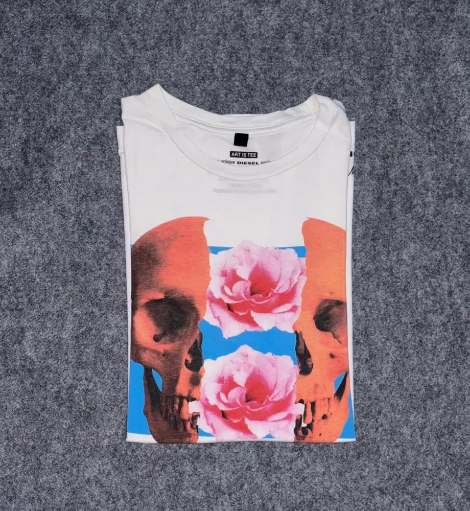 Kaos putih diesel art is tee