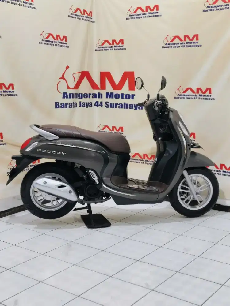 Kredit bisa Honda Scoopy Stylish Tahun 2023 warna coklat