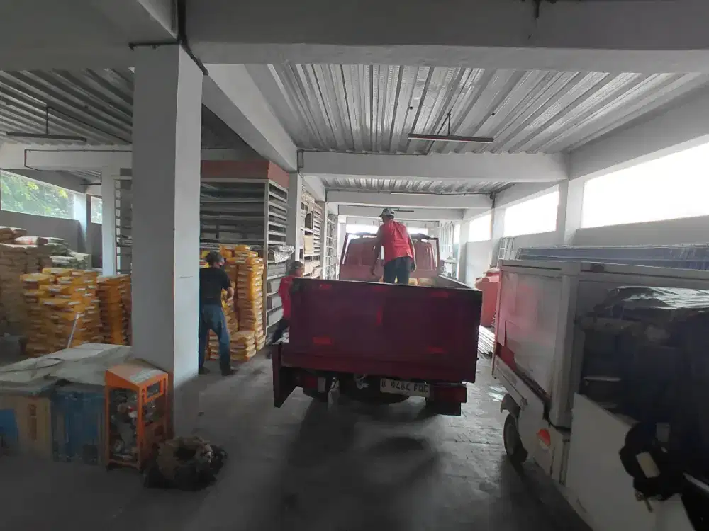LOWONGAN DRIVER SUPERMARKET BANGUNAN