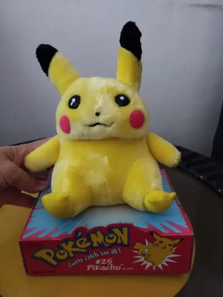 Boneka Pokemon Pikacu Empuk Import