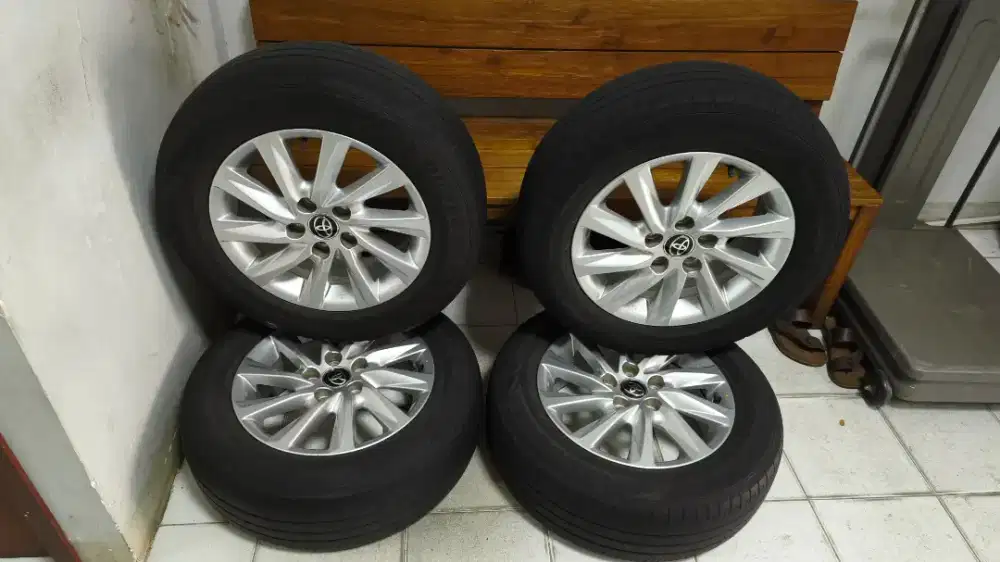 Velg Innova Zenix Original