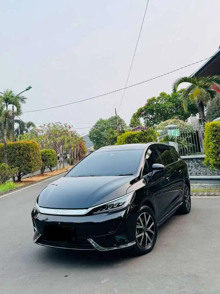 BYD M6 Superior Panoramic Siap Pakai