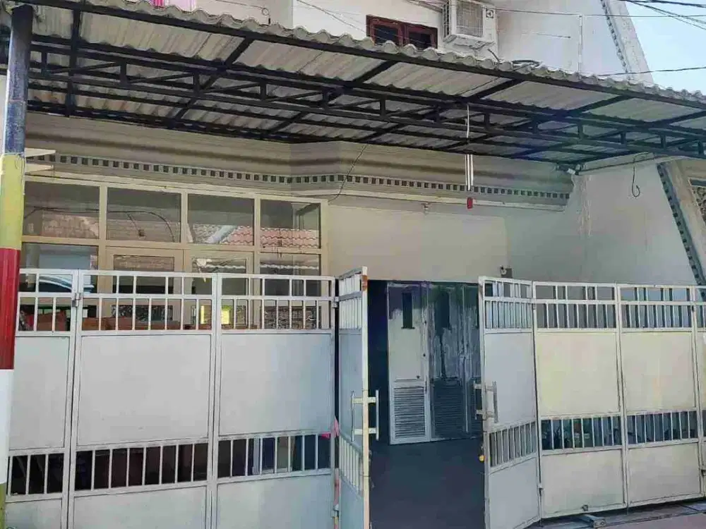 Lelang rumah 2 Lantai ploso timur surabaya