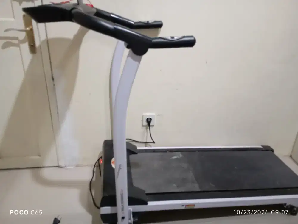 Treadmill BG sports normal, mulus jarang digunakan