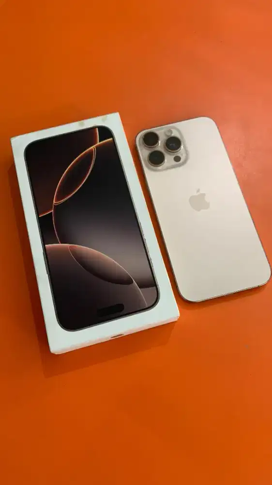 Iphone 16 pro max lengkap mulus
