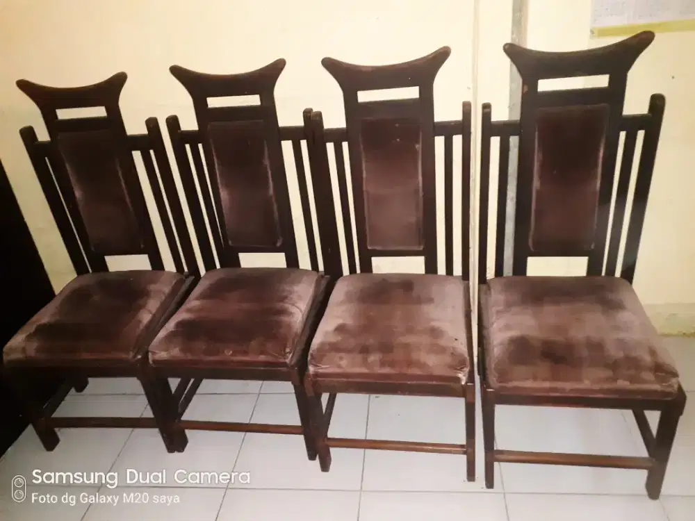 Kursi Jati Bekas