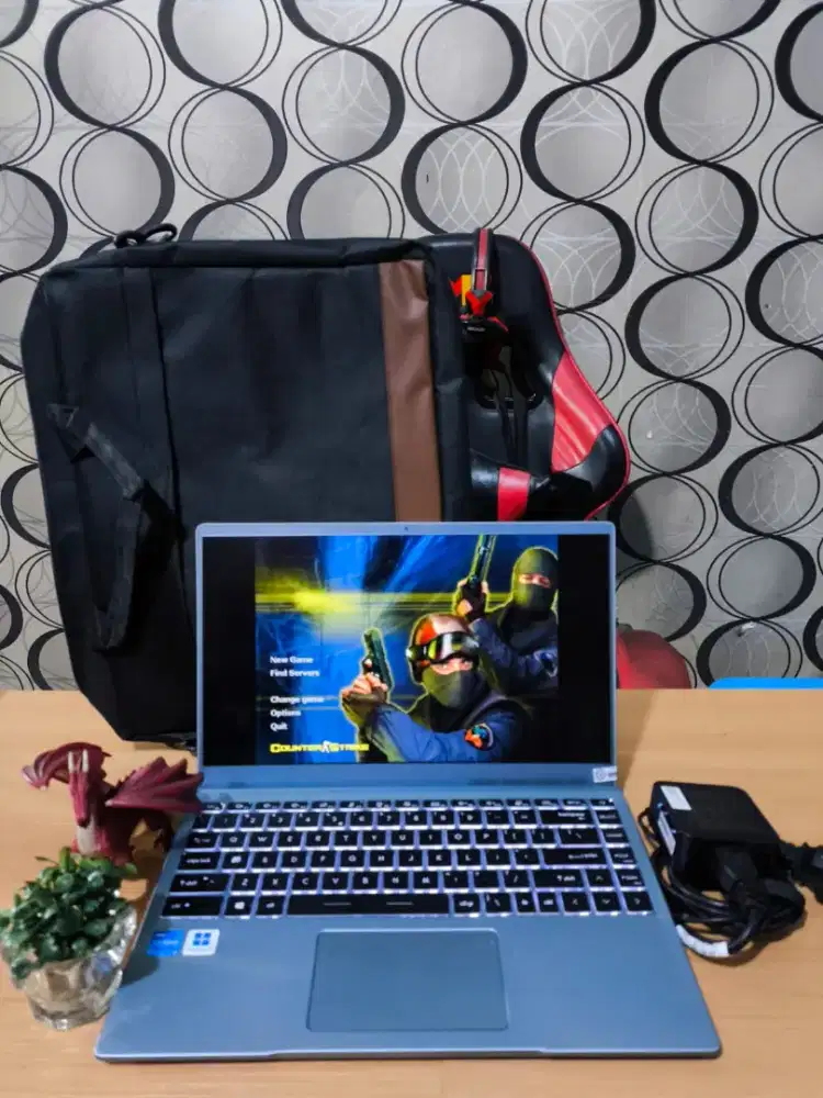 Laptop MSI Modern 14 Core i5 RAM 8Gb SSD 256Gb SLIM