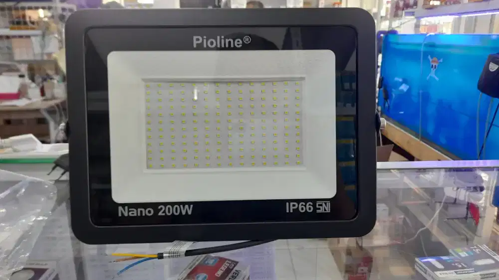 Lampu Sorot LED Pioline Nano 200 Watt PFL50120 Outdoor Tahan Air IP66