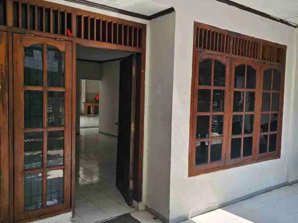 Dijual Rumah Luas di Bendungan Hillir Jakarta Pusat Tidak Banjir Cocok Untuk Kos-kosan, kantor, resto dan lain-lain