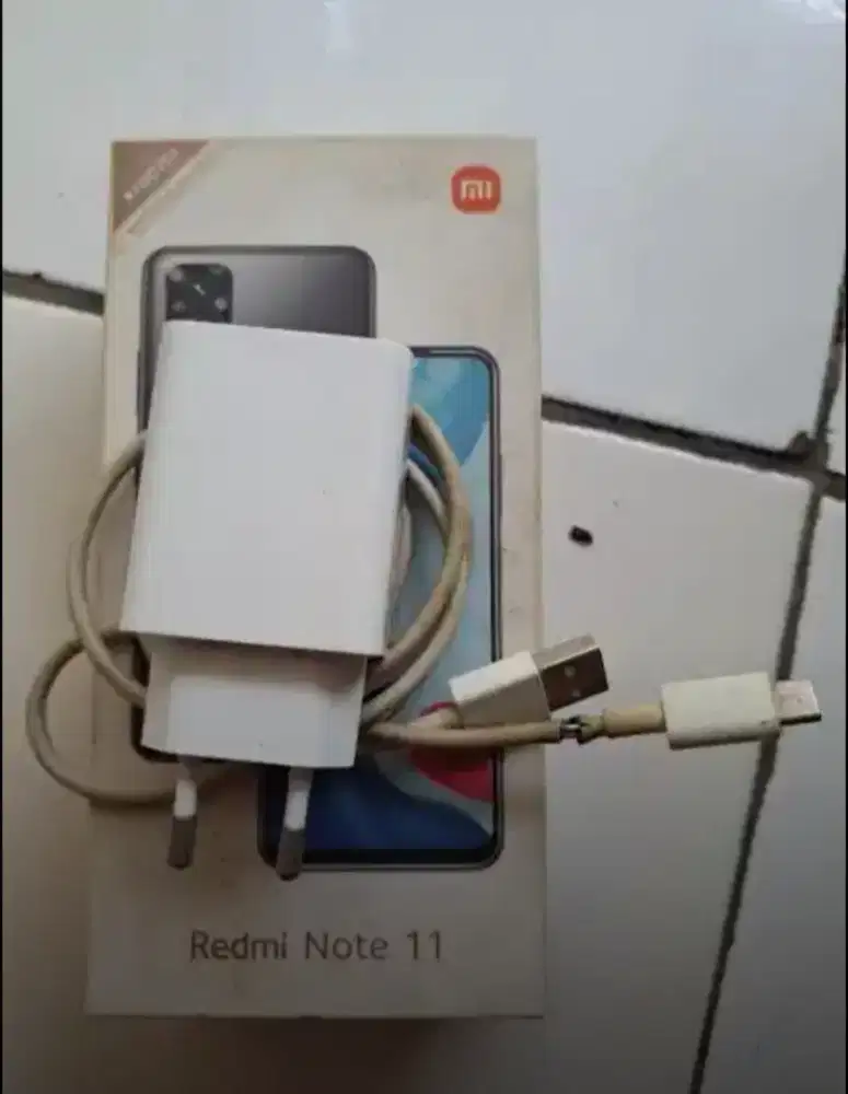 redmi note 11 , dus dan charger ori nya aja