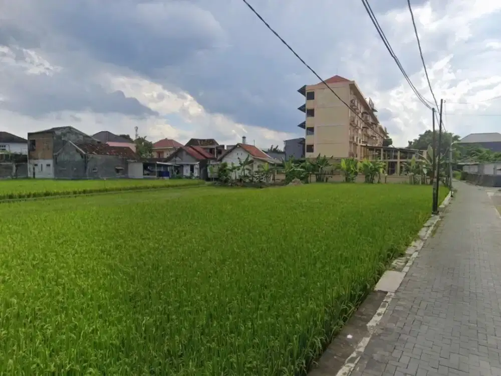 (TM) Tanah Pekarangan Luas Strategis Dekat XT Square Jogja