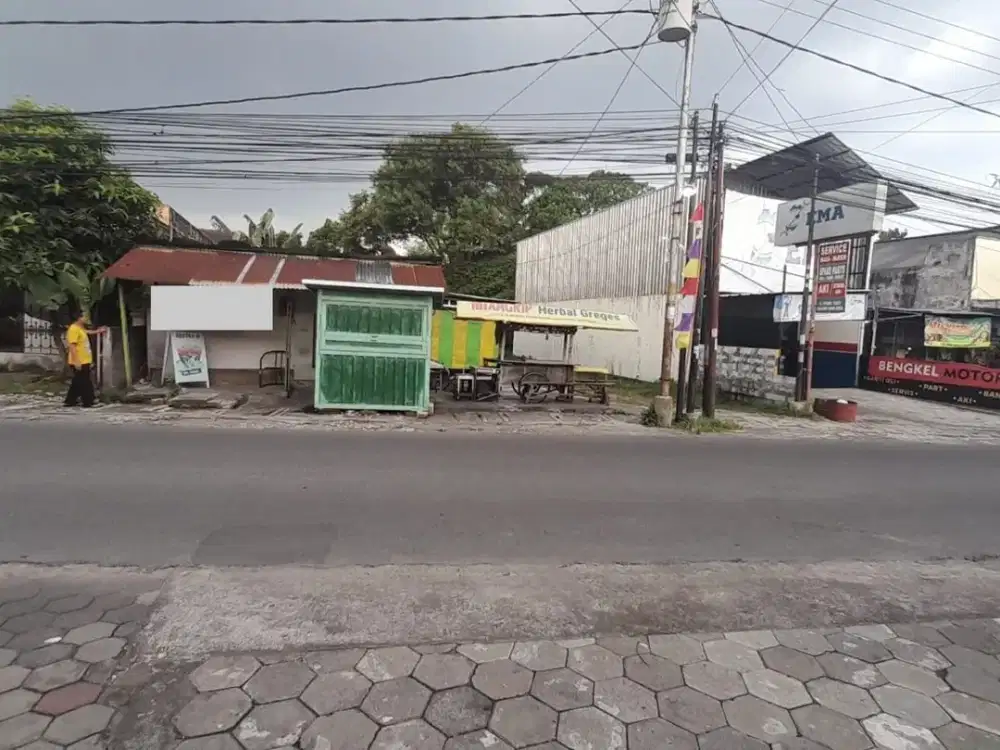 Tanah Pekarangan Lokasi Premium di Kawasan Favorit Condong Catur Depok Sleman