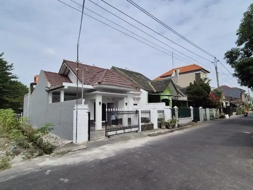 Rumah Cantik Lokasi Strategis Dekat Sekolah Budi Mulia - Tajem Ngemplak Sleman