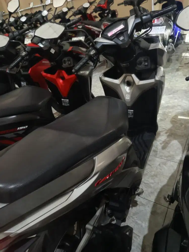 Di jual vario 125 2021