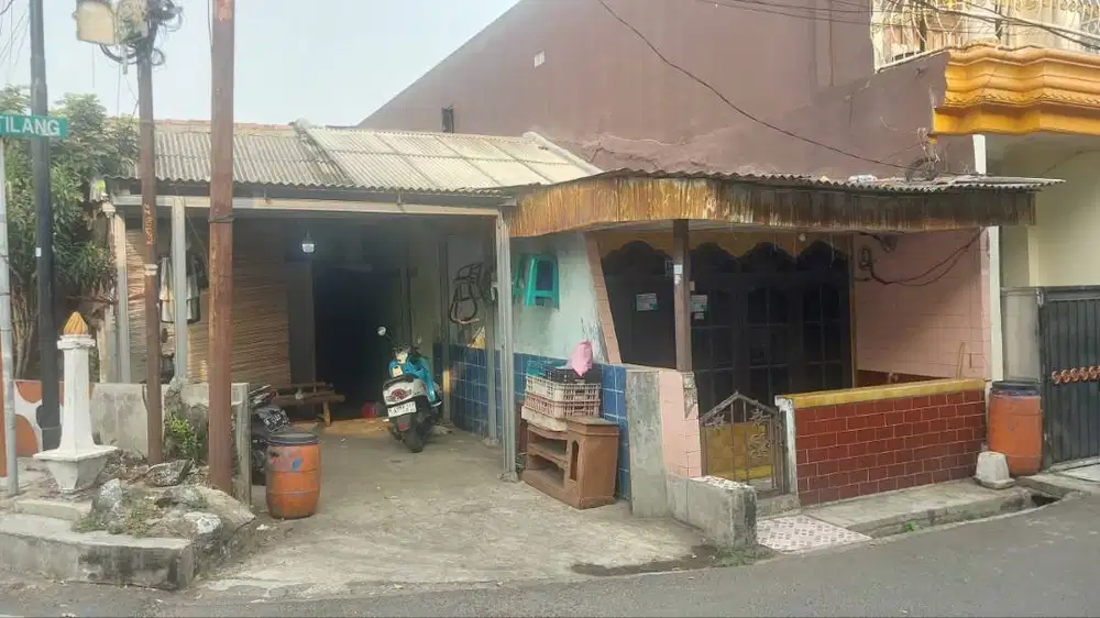 DIJUAL RUMAH HOOK DI KRAMAT JATI, JAKARTA TIMUR