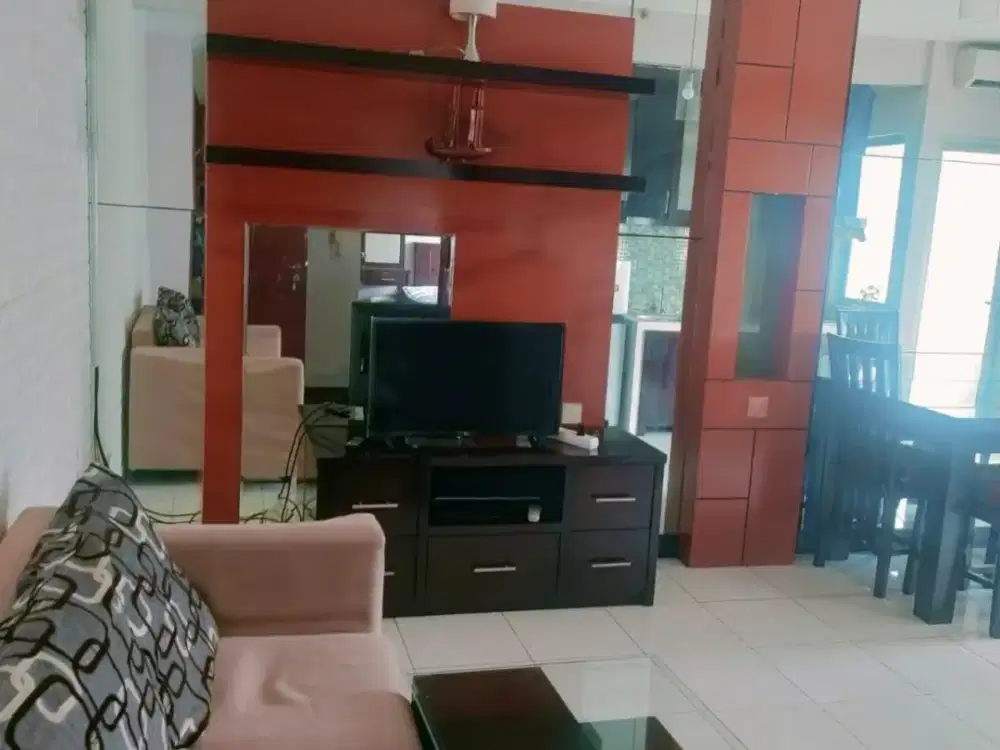 Apartemen Sudirman Park, Dijual Murah, Kamar 2 Bedroom, Lantai Tinggi, Hot Unit Rp. 975 jt SHM, Dekat Citywalk, Sudirman, Strategis