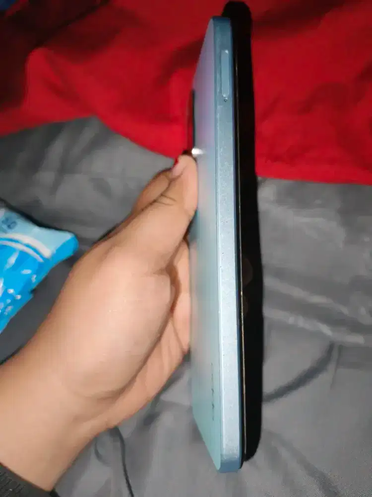Oppo a 18 no minus kelengkapan dus ada.