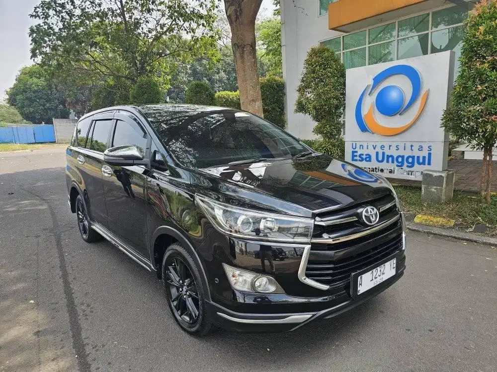 Innova Venturer Solar At 2019