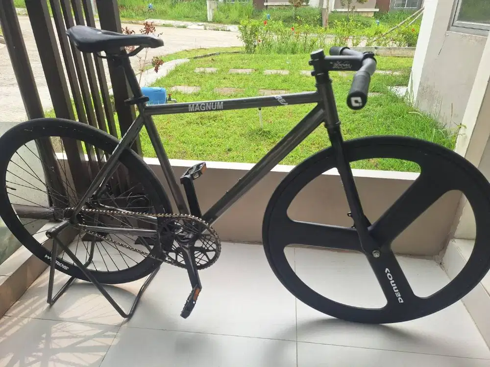 Sepeda Fixie Soloist - United