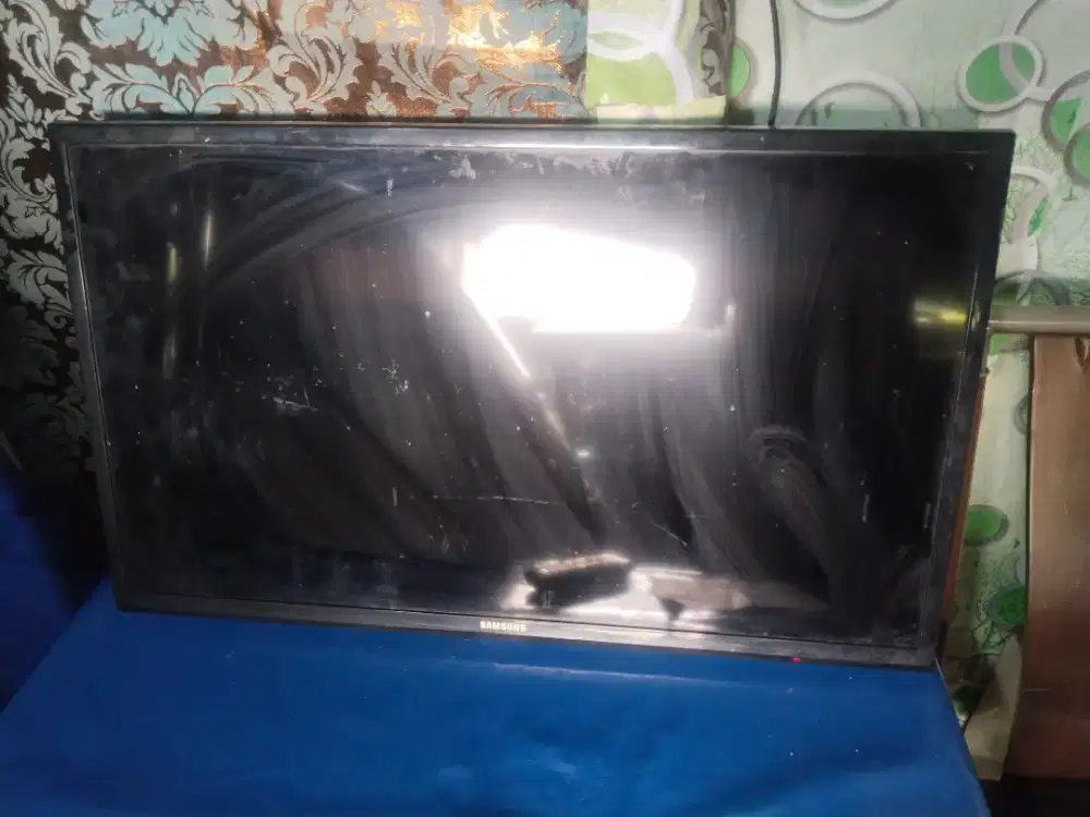 tv led samsung 32in