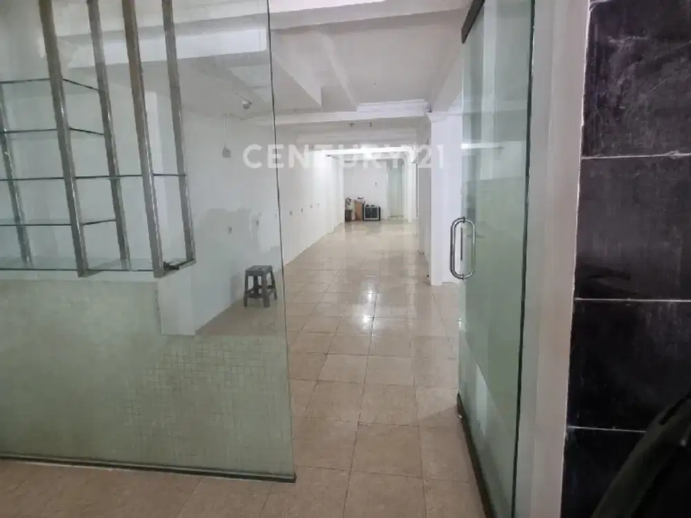 Ruko 3lantai Lokasi Strategis Cocok Untuk Usaha Siap Pakai