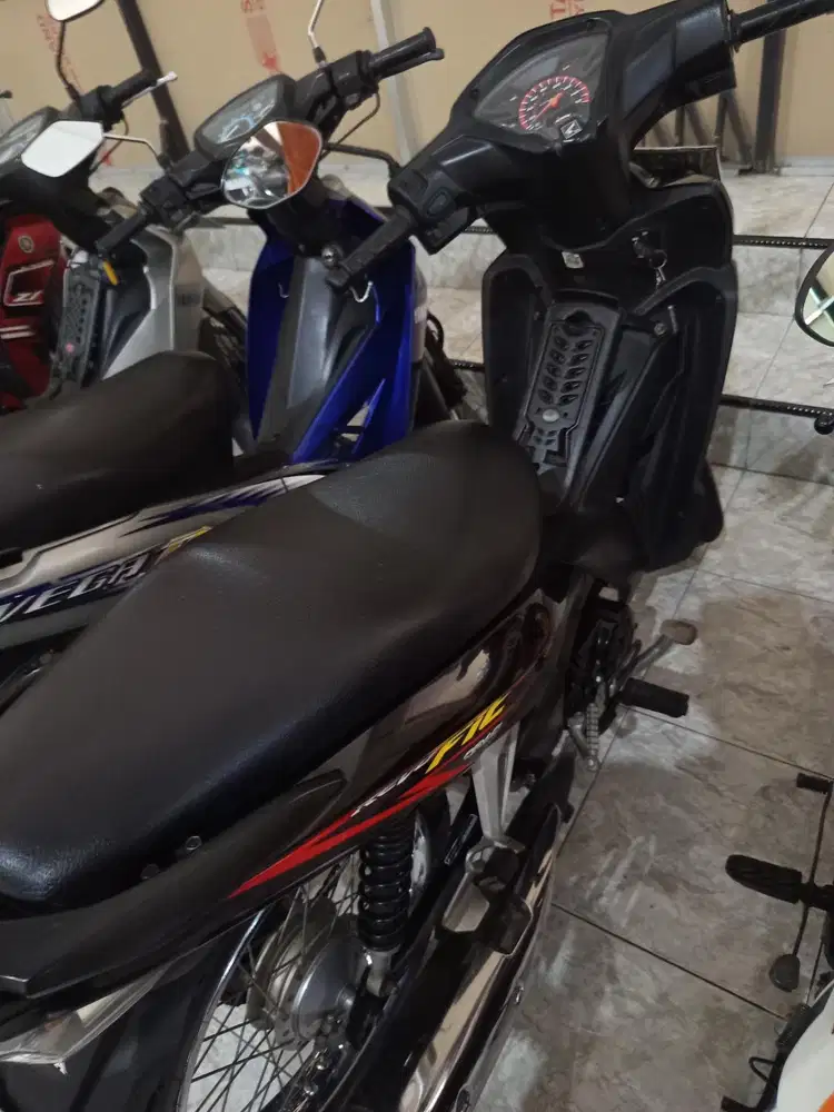 Di jual honda revo fit tahun 2018