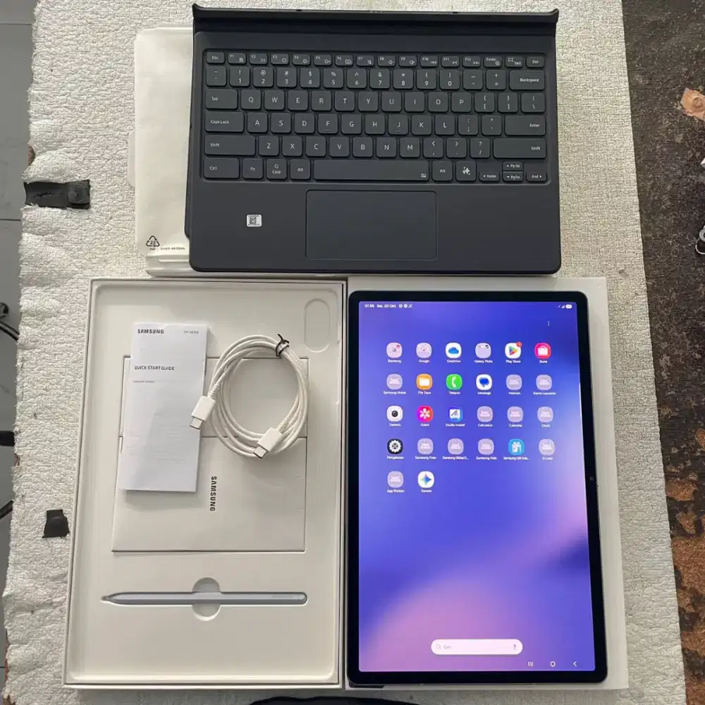 Samsung Galaxy Tab S10+ 5G Warna Moonstone Gray 12/256GB bisa kartu
