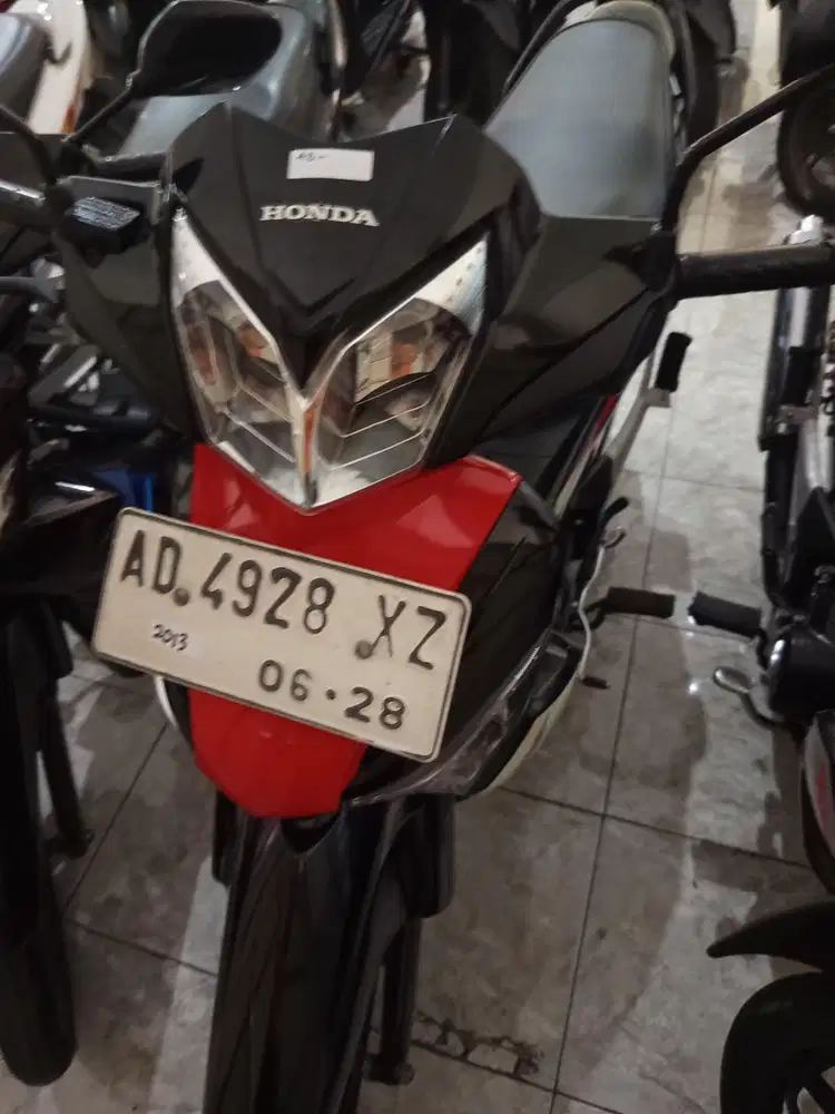 Di jual honda supra tahun 213
