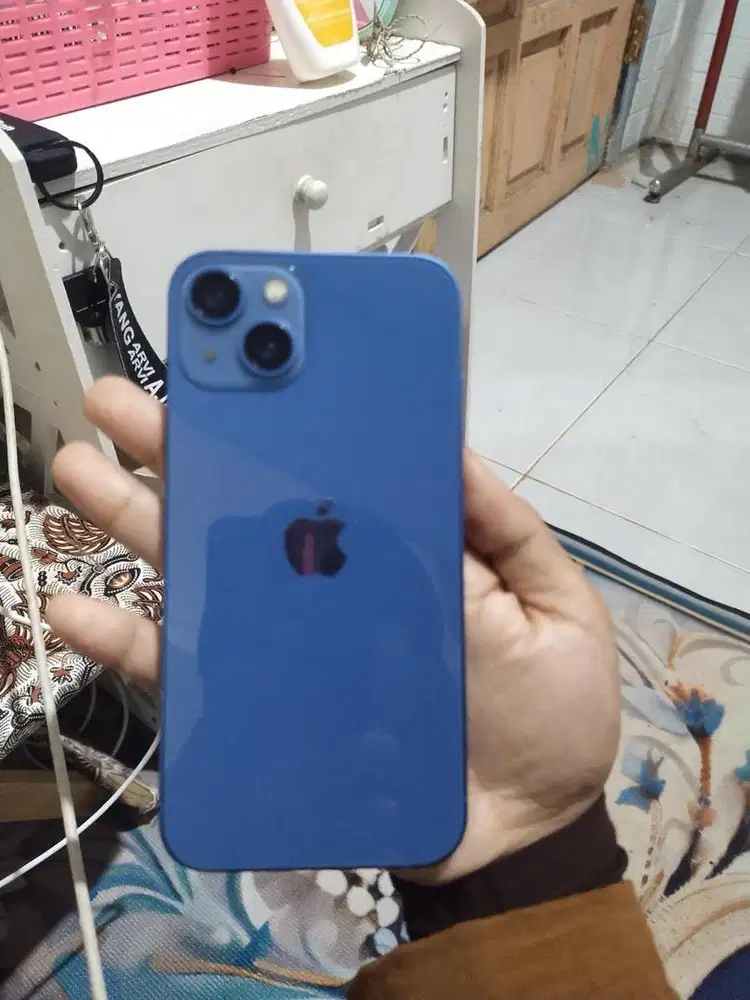 Ri jual iphone inter jaya