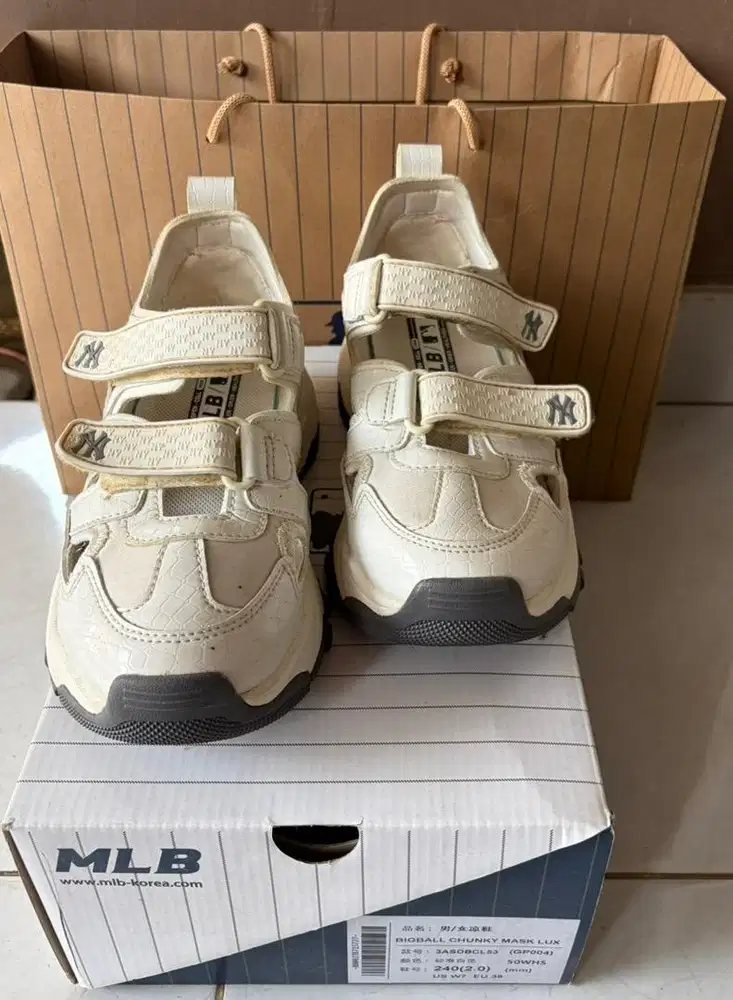 Sepatu MLB ori Korea kondisi 90% like new