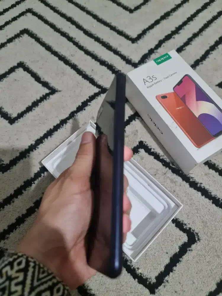 Oppo A3S 2/16gb Resmi