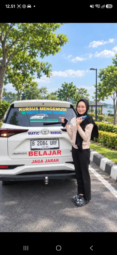 Kursus mengemudi mobil