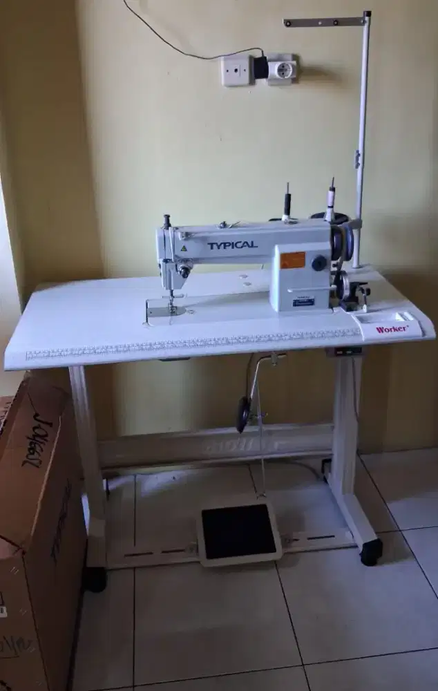Jual mesin jahit beli baru tidak dipakai like new