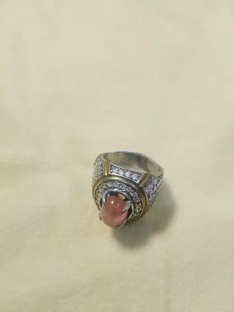 Cincin batu akik kunzite