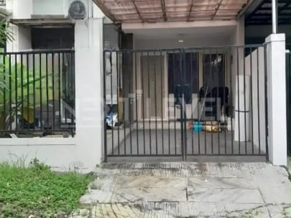 Disewakan rumah di alam galaxy Surabaya barat