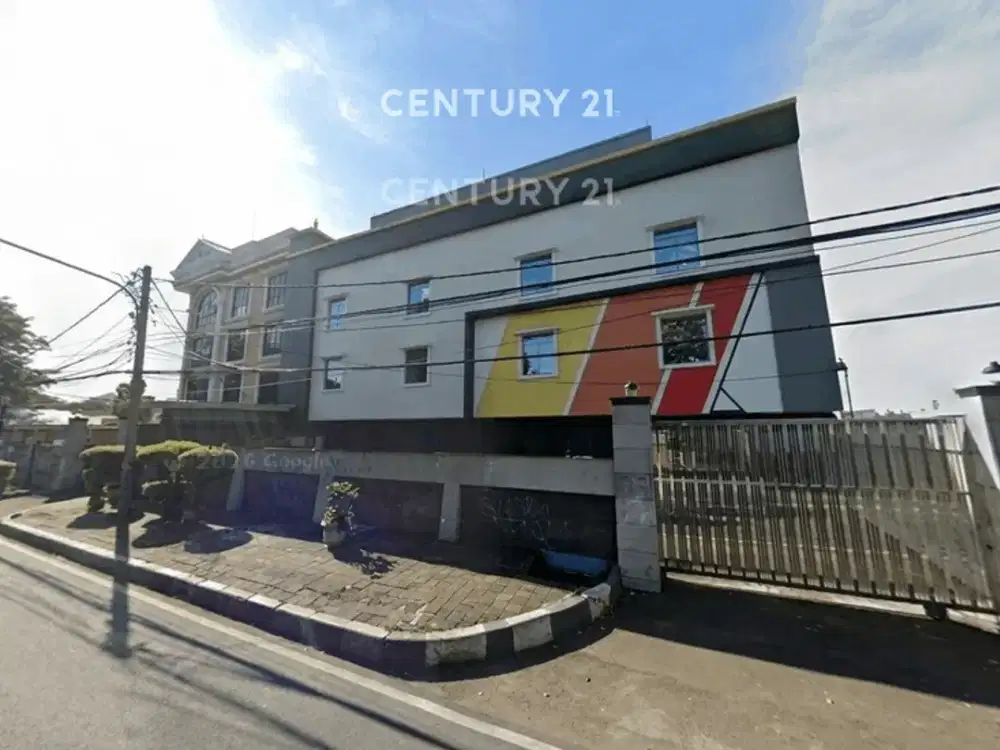 Gedung Siap Pakai Pinggir Jalan Raya Di Palmerah Jakarta Barat