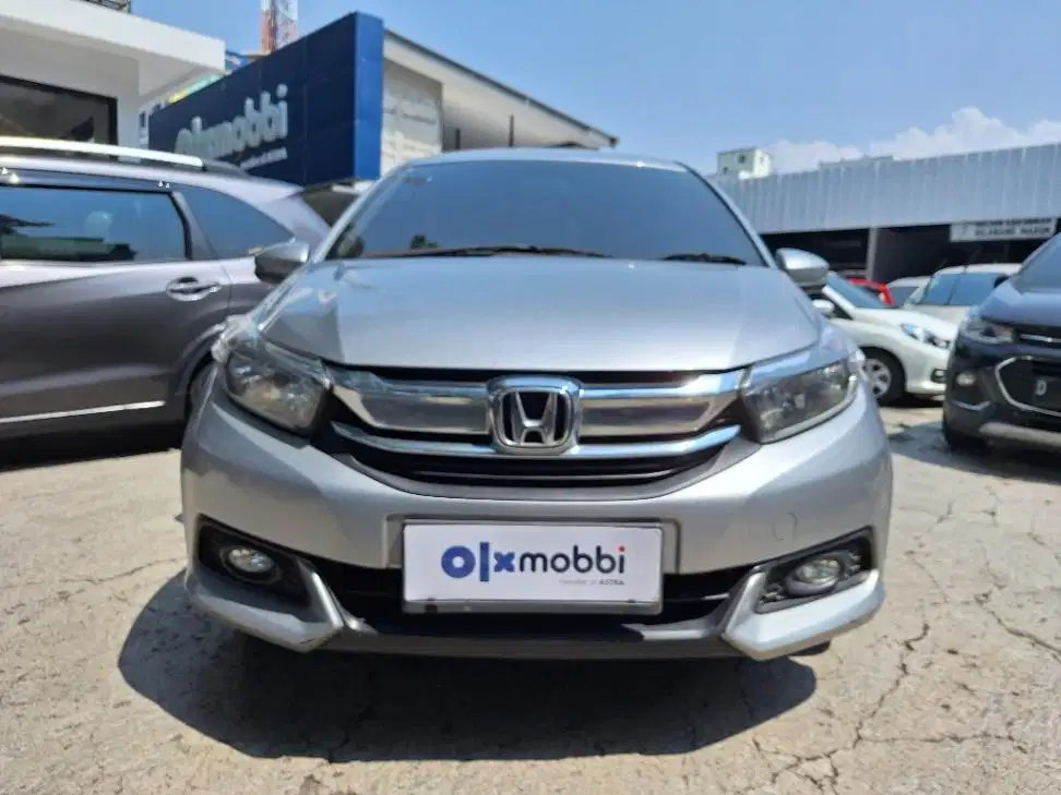 DP MURAH Honda Mobilio 1.5 E Bensin-AT 2017 Abu CUFPB