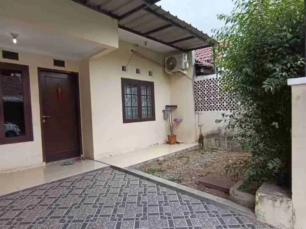 Disewakan Rumah Siap Huni Kemang Pratama 3 Bekasi, Bebas Banjir, Strategis, Harga 30 Juta/Tahun