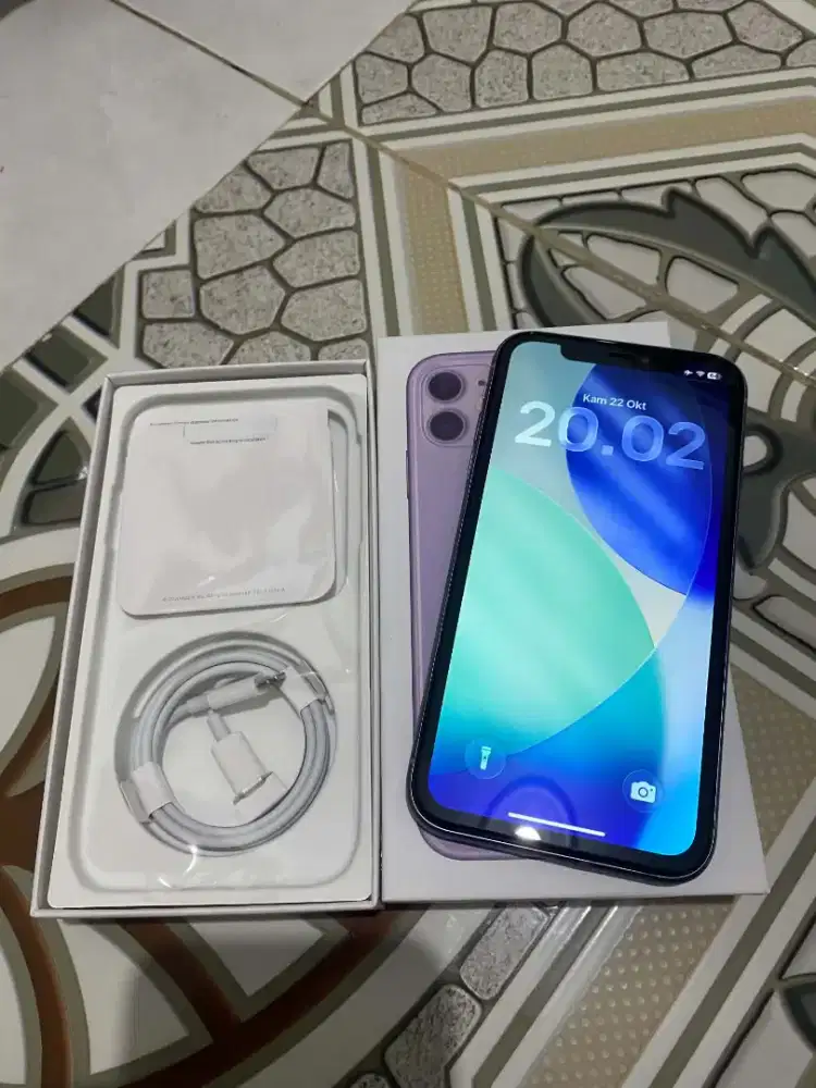 iPhone 11 64gb wifi only
