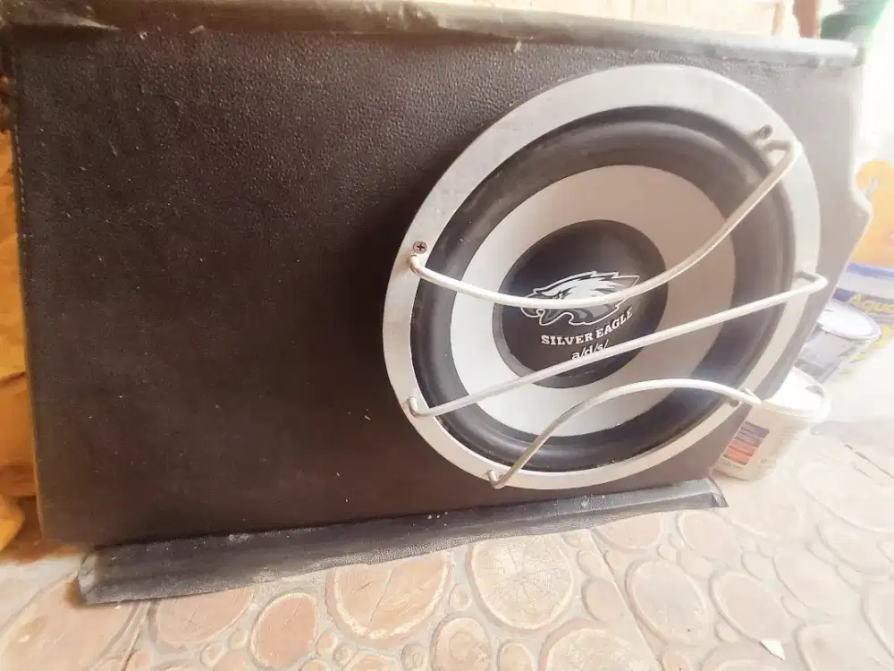 subwoofer/ speaker bass mobil