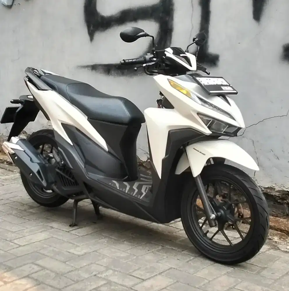 HONDA VARIO 125 CBS ISS TAHUN 2021 CASH/KREDIT