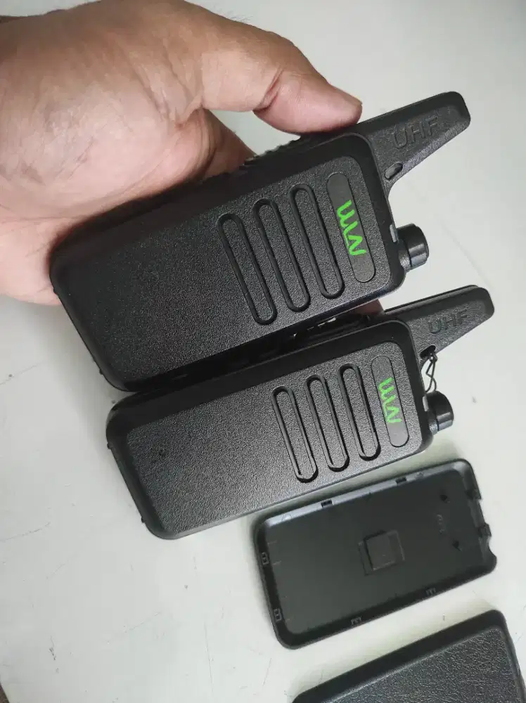 HT KDC 1 Dua pcs tanpa batree kondisi baru