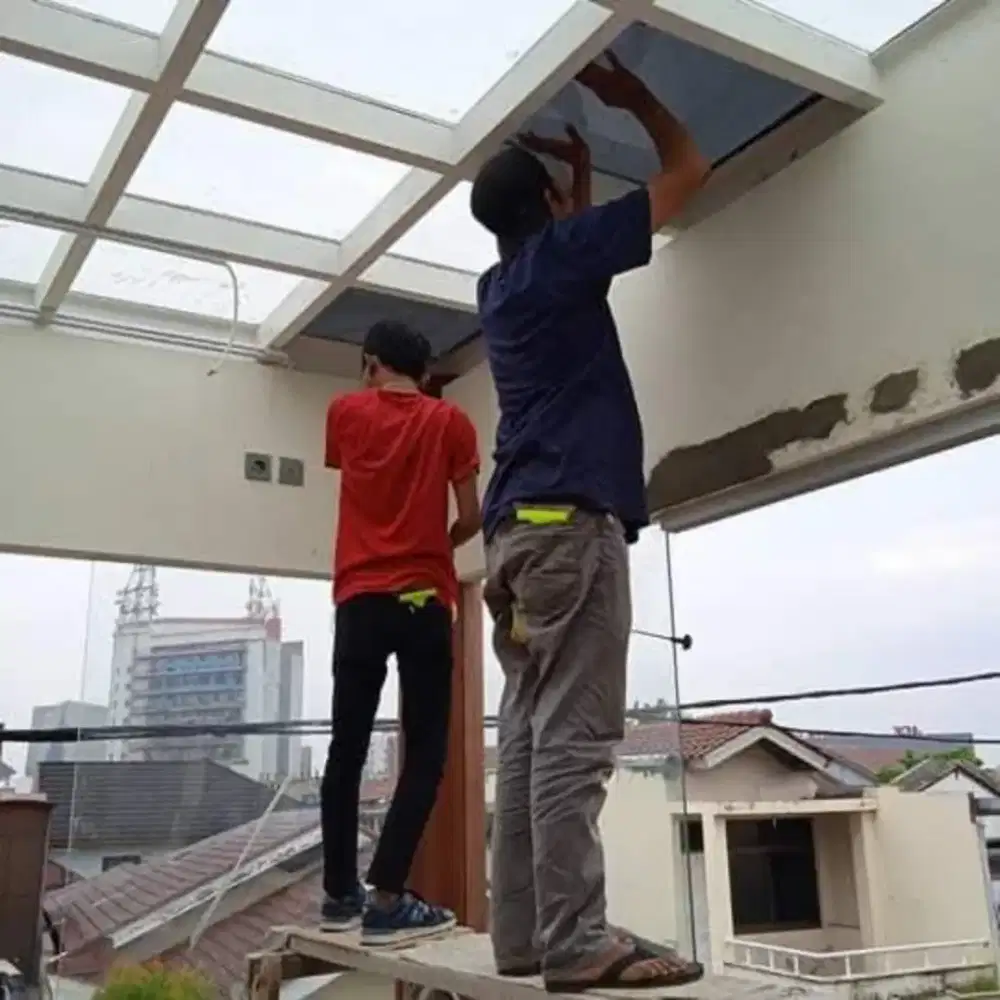 Jasa pasang sticker kaca film gedung